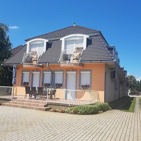 Richie Ii. Apartman Siofok Exterior photo